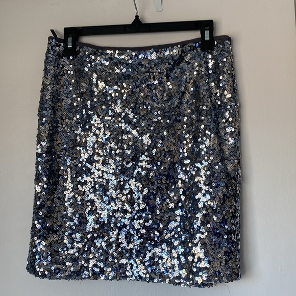 White House Black Market Silver Sequin Pencil Skirt 4 $140.00 Disco Metal whbm - Picture 10 of 11